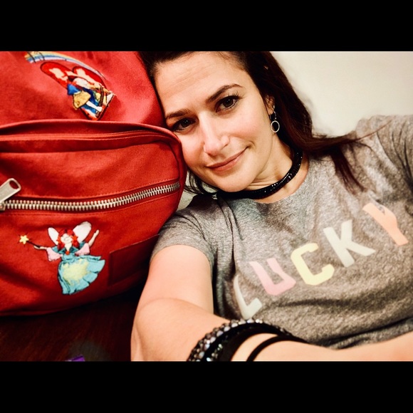 Meet your Posher, Emily - Picture 6 of 8